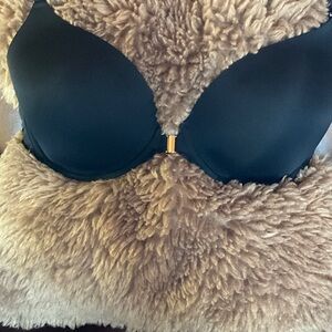 Black Women's Intimate Bra by Soma